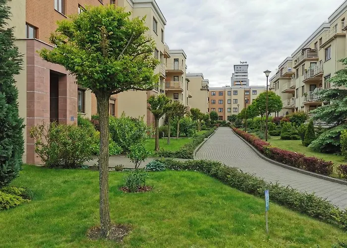 Playa Z Parkingiem, Promenada Do Mola * Gdańsk